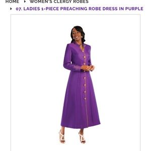 Women’s New Clegy Robe sz Large  $120